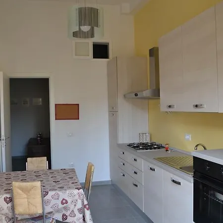 Affittacamere Redi Apartament *